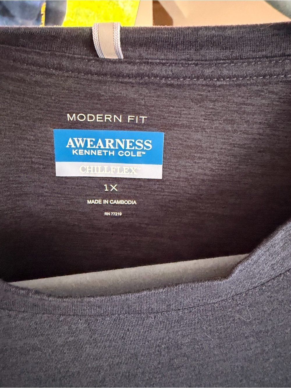 Kenneth Cole Bundle - Picture 3 of 7